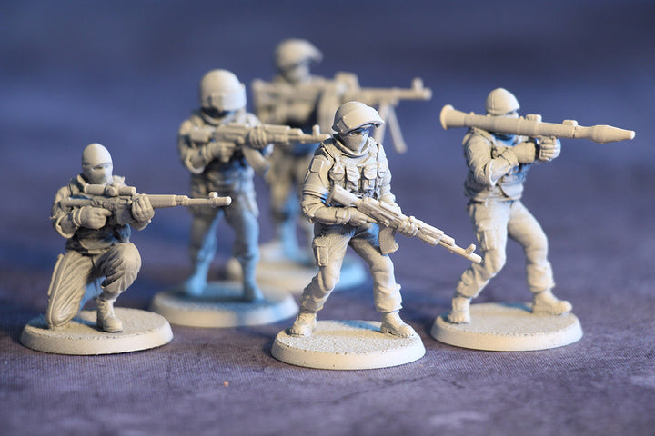 Combat Storm Starter Set Model Kit (over 28 Miniatures, 40mm size) - Prototype Edition